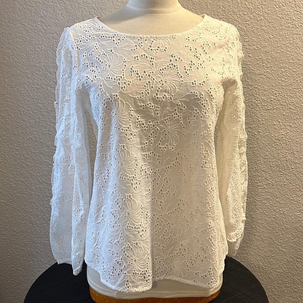 Sanctuary White L/S Eyelet Lace Blouse Size S New without tags
